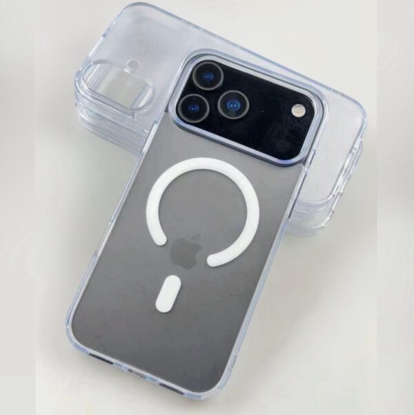 كفر شفاف نحيف لأجهزة الآيفون, يمنح حماية ممتازة مع خفة وأناقة على الجهاز.